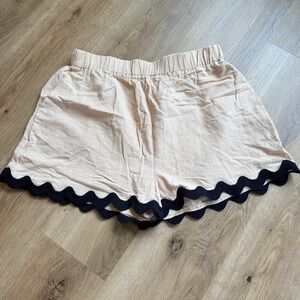 Tan Scalloped Hem Shorts Elastic Waist Black Rickrack Trim Size L Coastal Preppy
